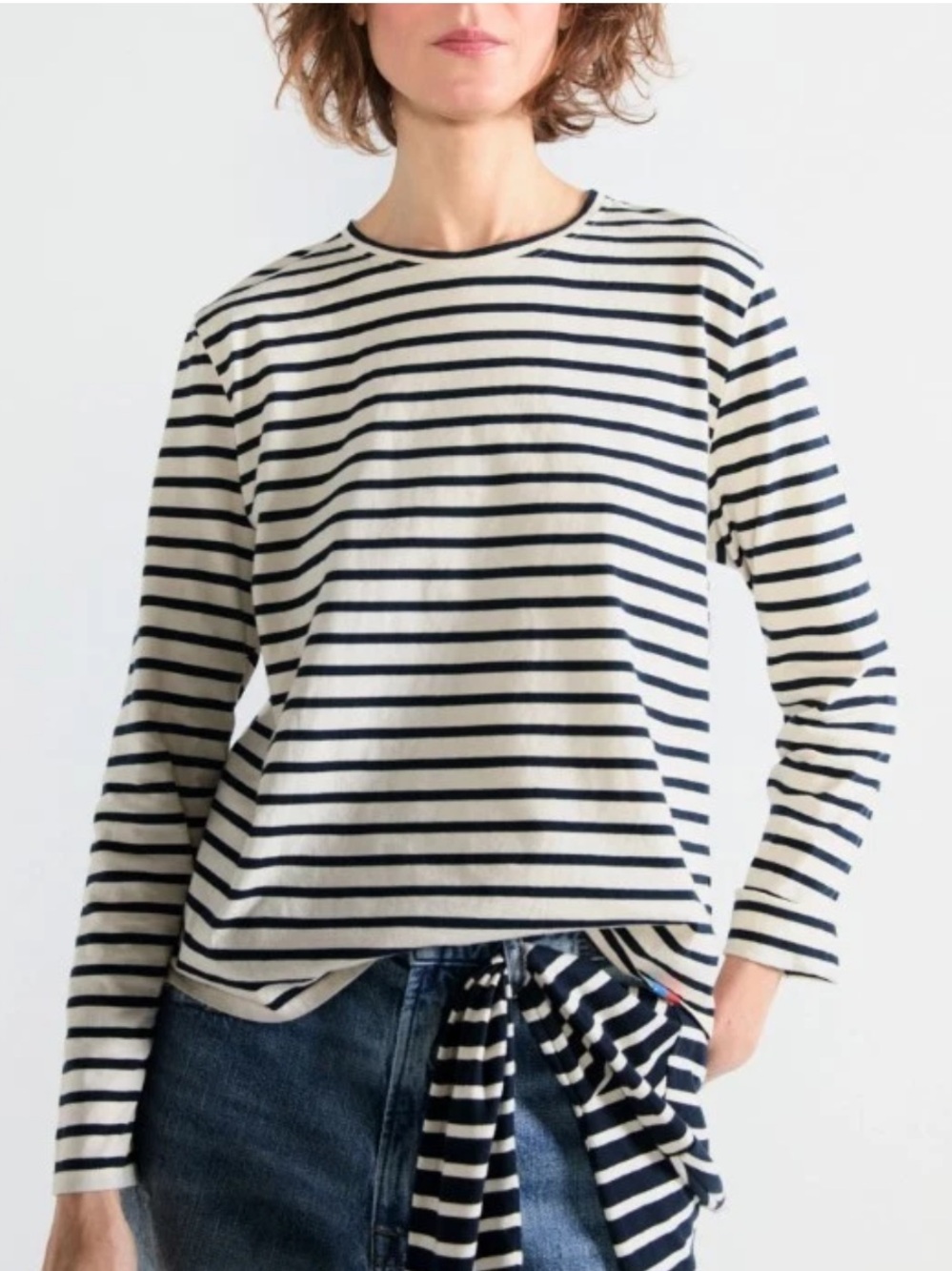 Kule The Modern Long Sleeve Tee Shirt Cotton in Cream Navy